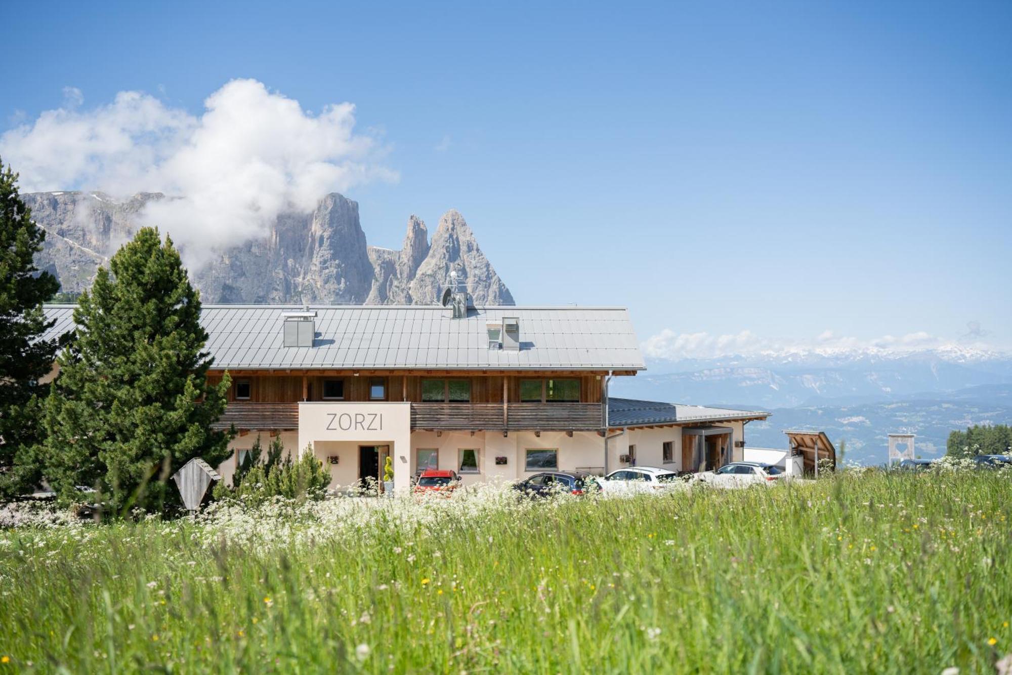 Berghotel Zorzi Alpe Di Siusi Exterior foto